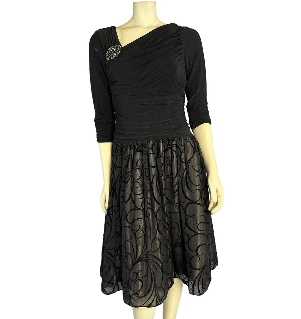 S.L. Fashions Black Ruched Embellished 3/4 Sleeves Fit Flare print dress size 6